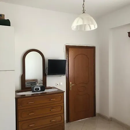 Vila La Tuna Ksamil